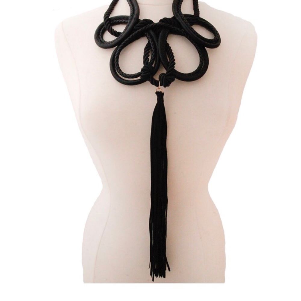 Unique coil leather look necklace - Picture 5 of 6